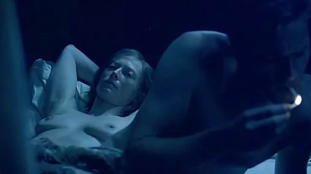 Femme adulte qui sex fils maman a appris tout le charme de la magie sexuelle avec sa perfide