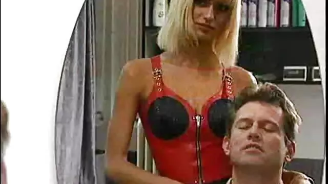 Deux jeunes chèvres ont porno mer fils des relations sexuelles lesbiennes ensemble.