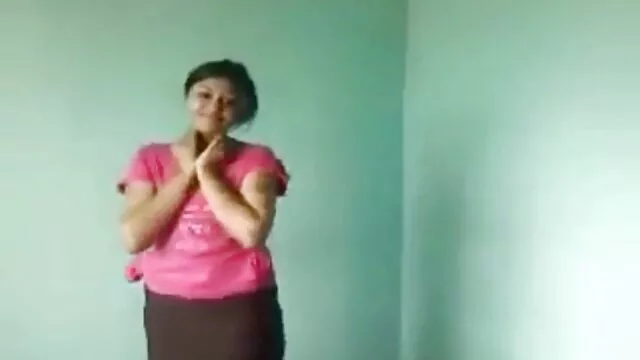 Tante italienne aime porno ma mer les seins.