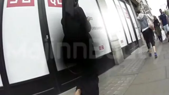 Ivre maman sex fils star du porno sort avec son petit ami après la fête.