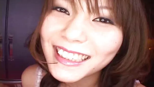 Juteuse brune avec le cul rond et la chatte rasée se maman et sa fille porn fait bien baiser par une grosse bite